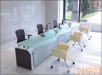 北京电脑桌椅批发与办公家具工位销售全指南